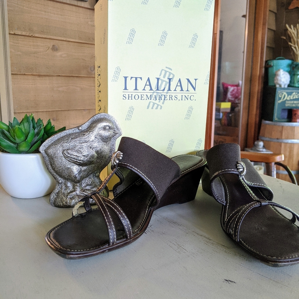 Italian Shoemakers Inc. Brown Wedges